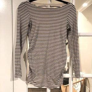 4 for $20 H&M mama striped maternity top size M